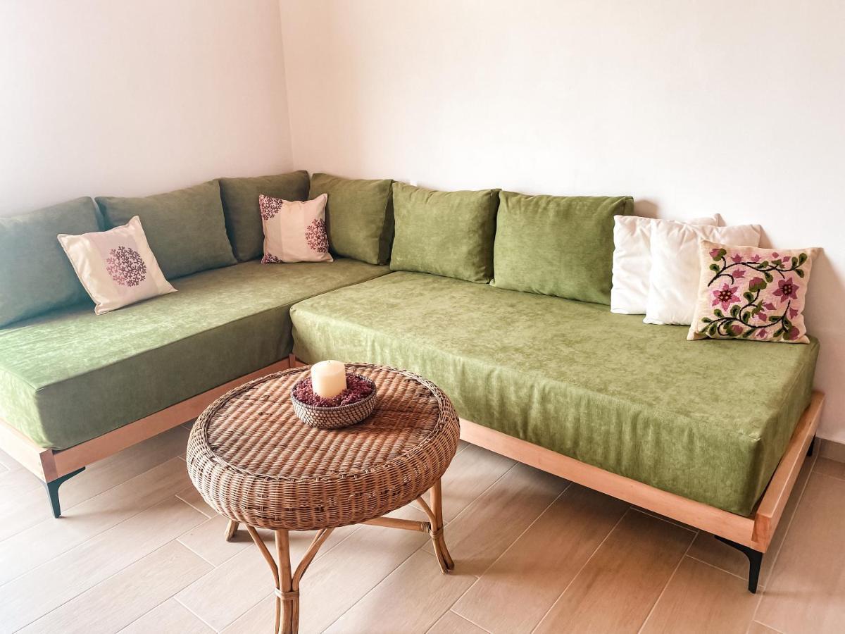 Elea Guesthouse Химар Екстериор снимка