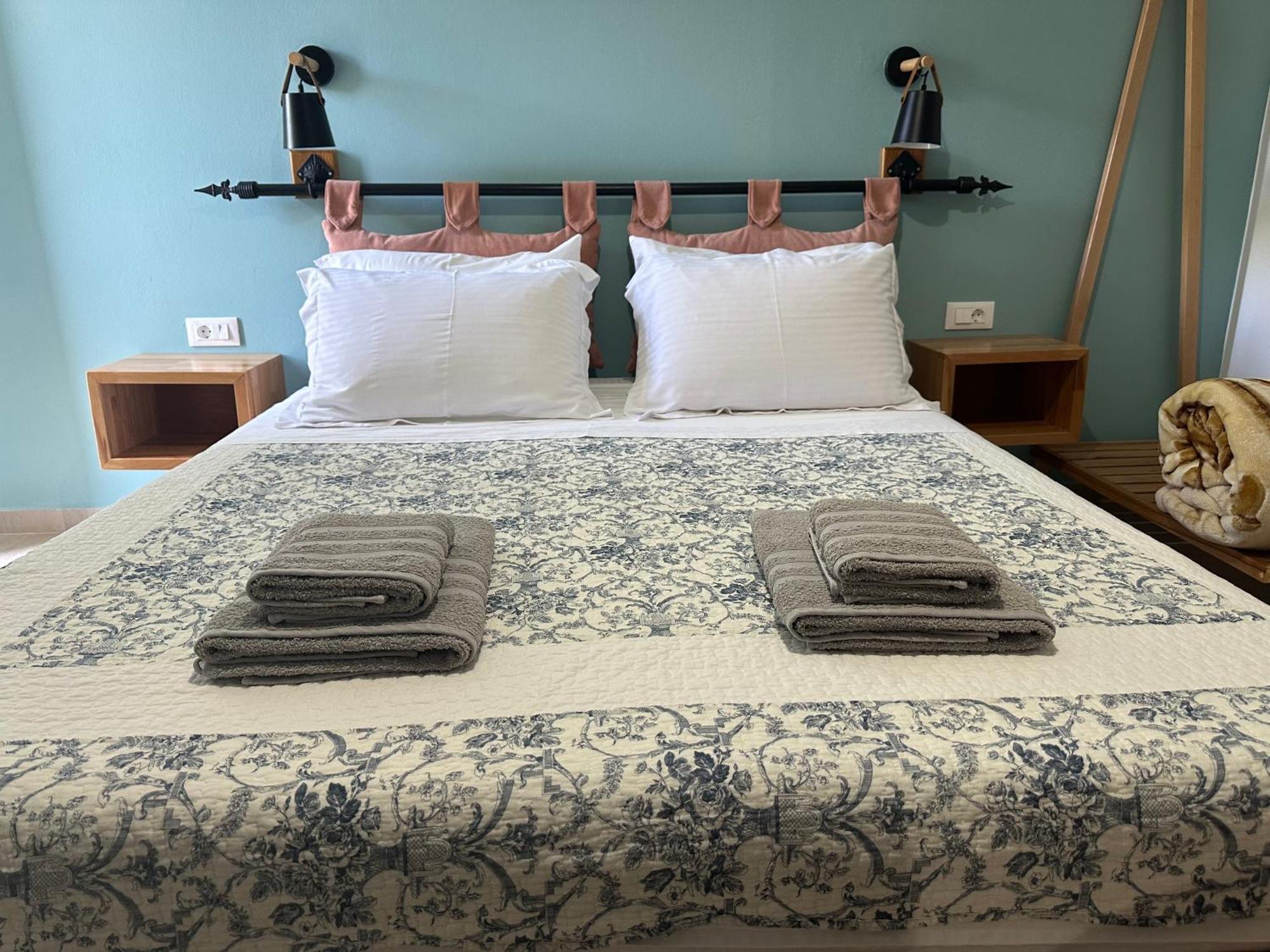 Elea Guesthouse Химар Екстериор снимка